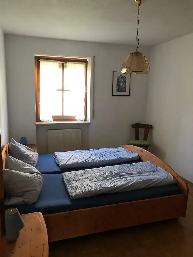 נוינבורג וורם ואלד Ferienwohnung Scherr 0*, נוינבורג וורם ואלד