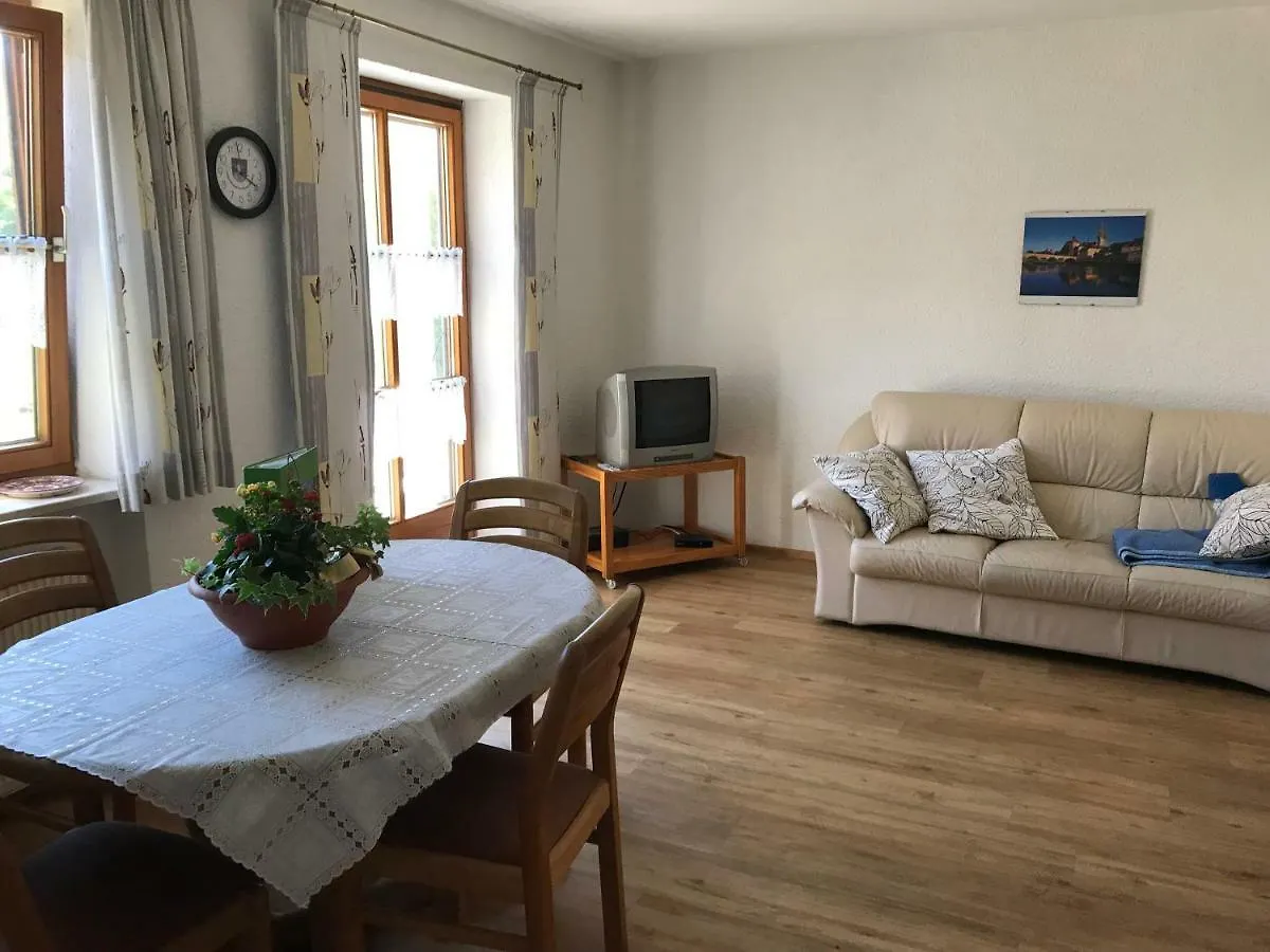 דירה נוינבורג וורם ואלד Ferienwohnung Scherr